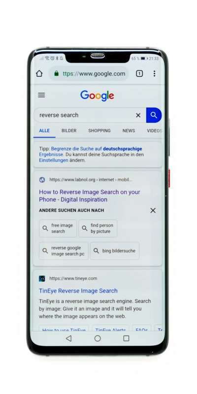 Photo by Claudio Schwarz on Unsplash